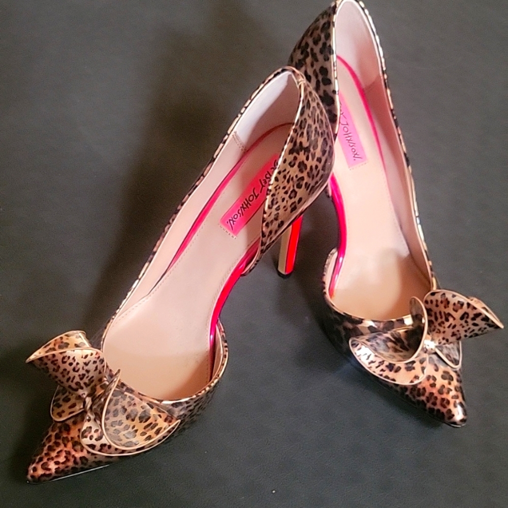Betsey Johnson Women Leopard Heels